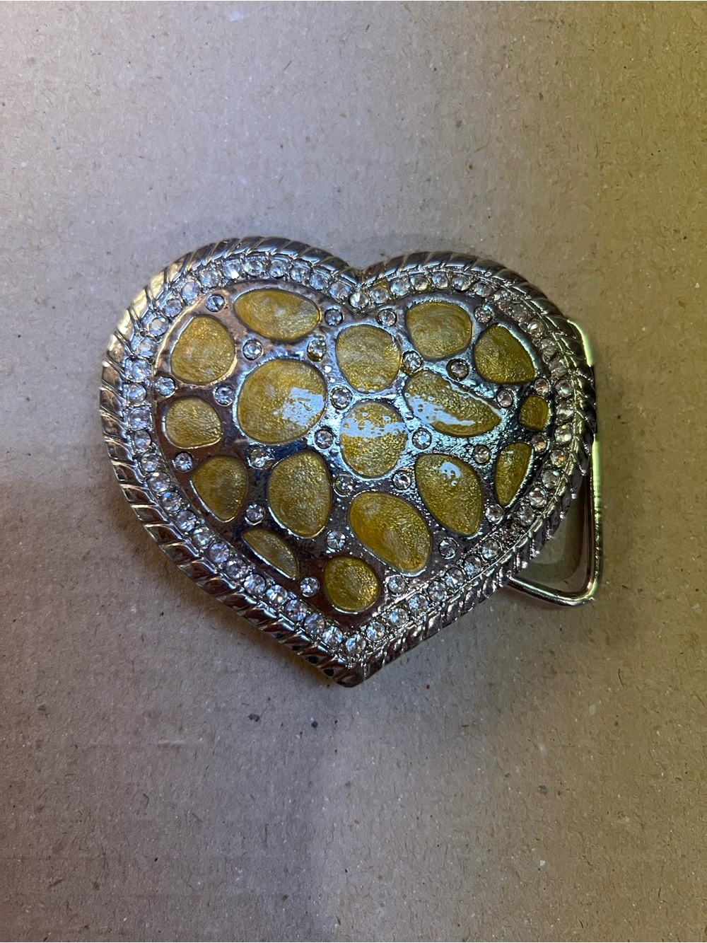 Heart-Shaped Yellow Crystal Accent Belt Buckle